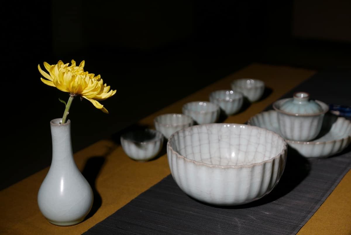 菊式官釉蓋碗茶具組