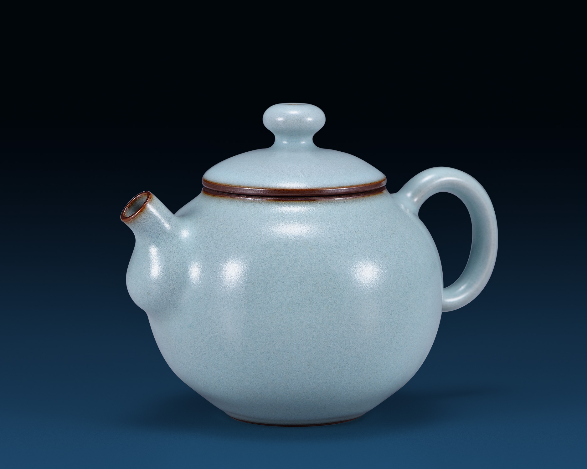 天青茶壺- 㚕磬窯